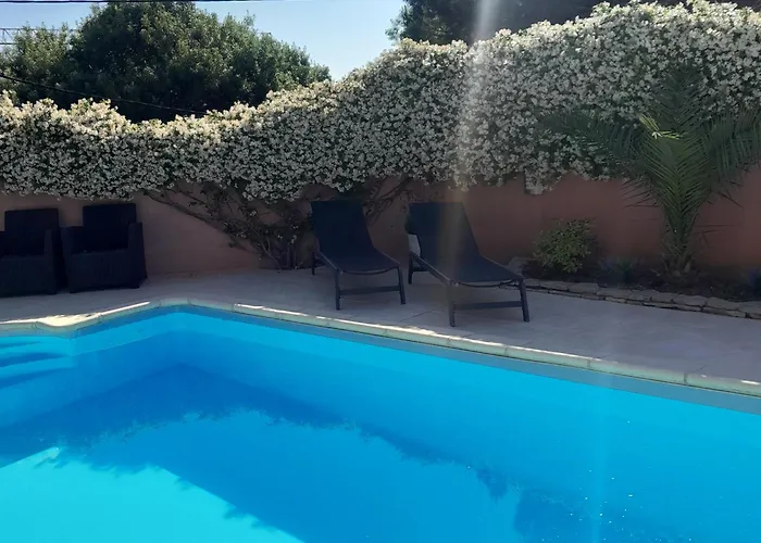 Вилла Charmante Confort,sans Vis A Vis Avec Piscine Maraussan